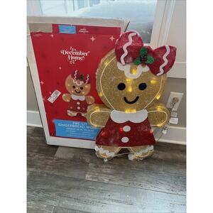 New December Home Pre-Lit Gingerbread Woman Christmas Indoor Outdoor Sculpture